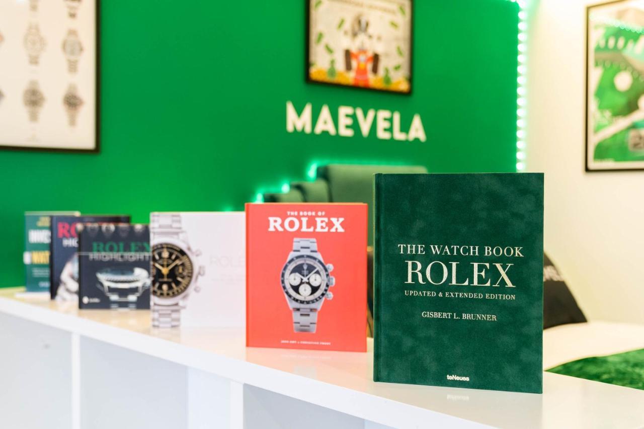 Maevela Apartments - Top Floor Rolex Themed Studio Apt Inside The Cube, Mailbox - Free Netflix & Wifi Birmingham Buitenkant foto